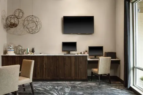 Fairfield Inn & Suites Louisville Northeast 4