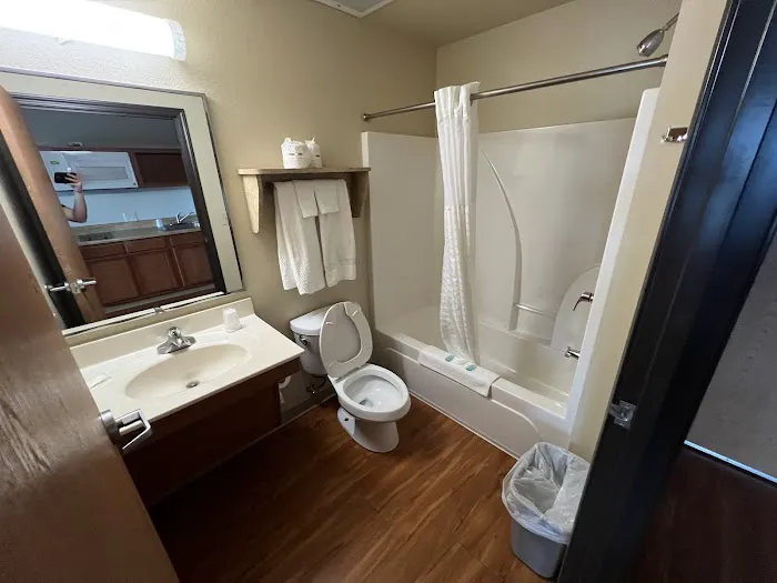 WoodSpring Suites Louisville Jeffersontown 4