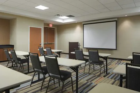 Fairfield Inn & Suites Louisville East 4
