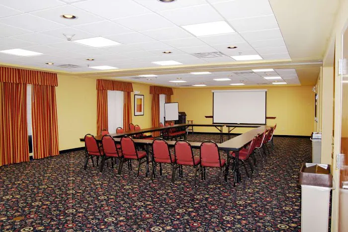 Hampton Inn & Suites Louisville East 4