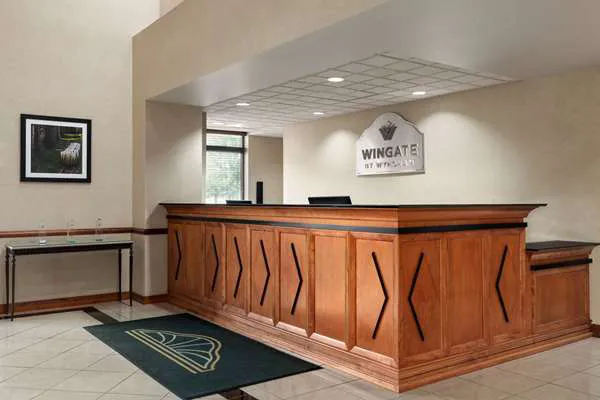 Wingate by Wyndham Louisville East 4