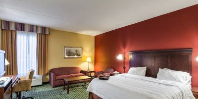 Hampton Inn Louisville-Northeast