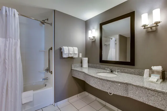 Hilton Garden Inn Louisville Northeast 4