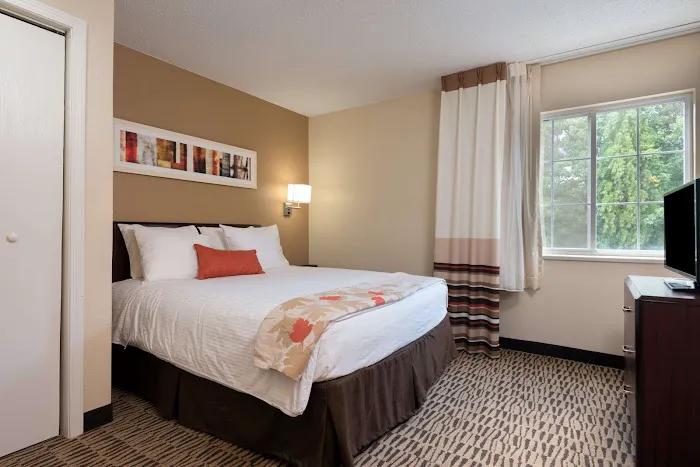 MainStay Suites Louisville Jeffersontown 4