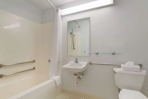 MainStay Suites Louisville Jeffersontown 4