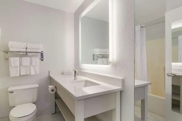 MainStay Suites Louisville Jeffersontown 4
