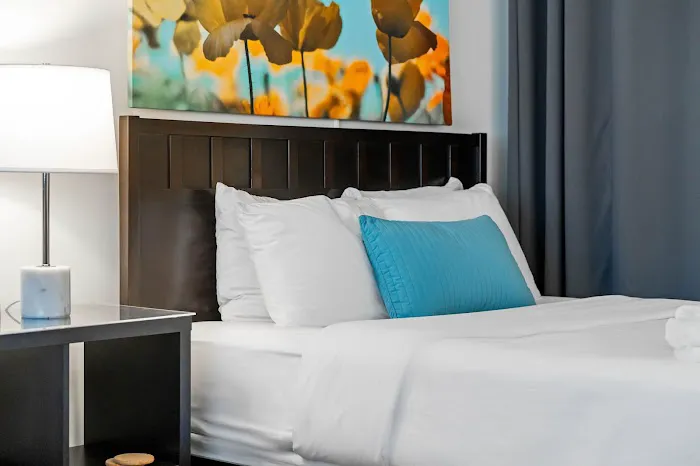 Studios On 25th - Furnished Extended-Stay Apartments / Corporate Apartments / Vacation Rentals 5