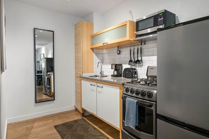 Studios On 25th - Furnished Extended-Stay Apartments / Corporate Apartments / Vacation Rentals 5