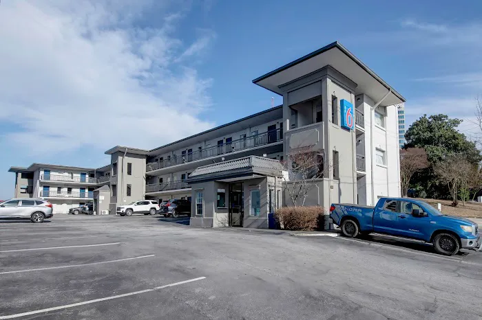 Motel 6 Atlanta Midtown 5