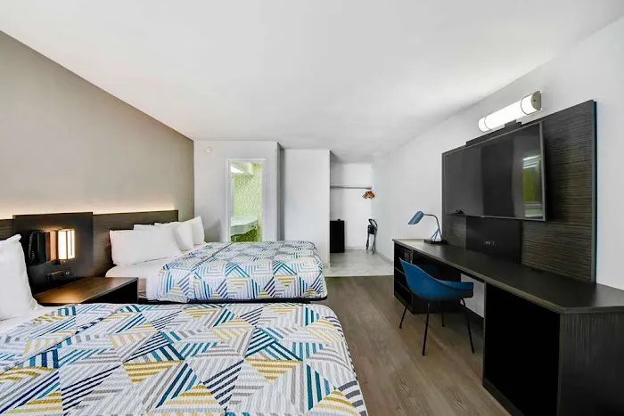 Motel 6 Atlanta Midtown 5