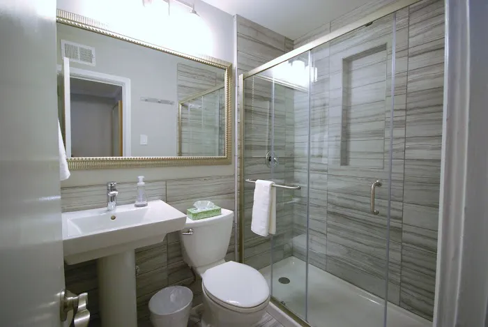 Brookwood Courtyard Furnished Short-Term Condominiums / Corporate Apartments / Vacation Rentals 5