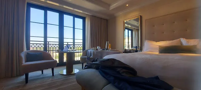 The St. Regis Atlanta 5