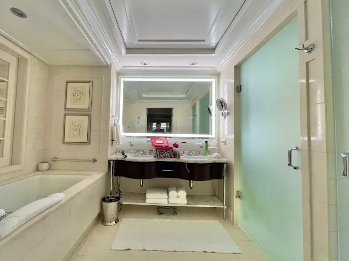 The St. Regis Atlanta 5