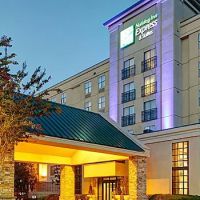 Holiday Inn Express & Suites Atlanta Buckhead by IHG ico