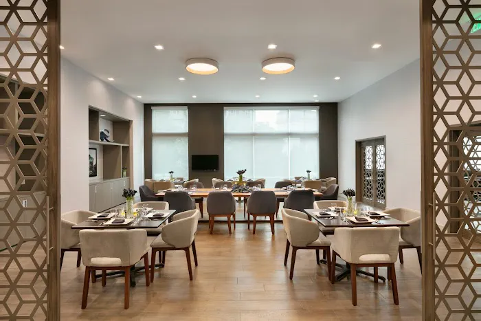 Embassy Suites by Hilton Atlanta Midtown 5