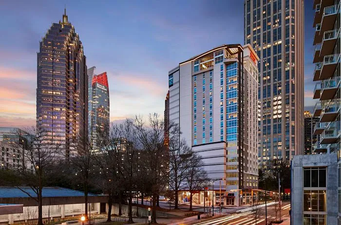 Hampton Inn & Suites Atlanta Midtown 5