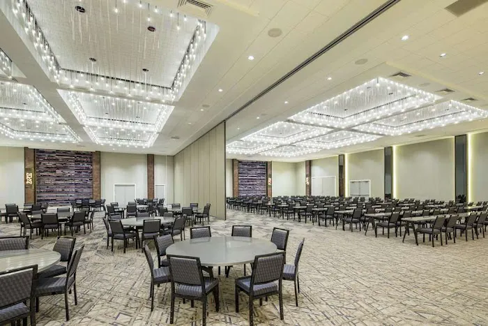 The Starling Atlanta Midtown, Curio Collection by Hilton 5
