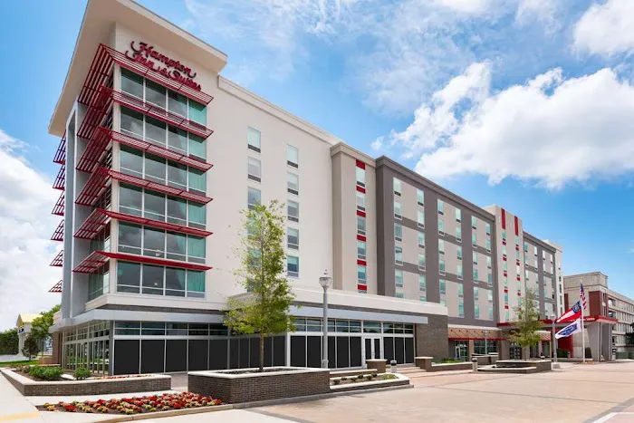 Hampton Inn & Suites Atlanta Buckhead Place 5