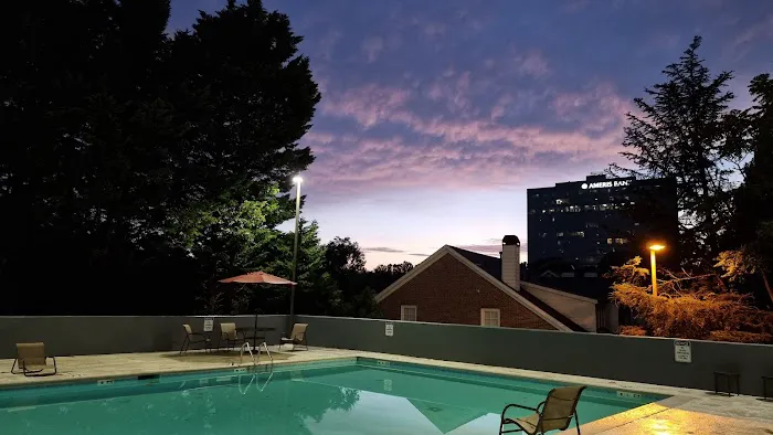 Hampton Inn Atlanta-Buckhead 5