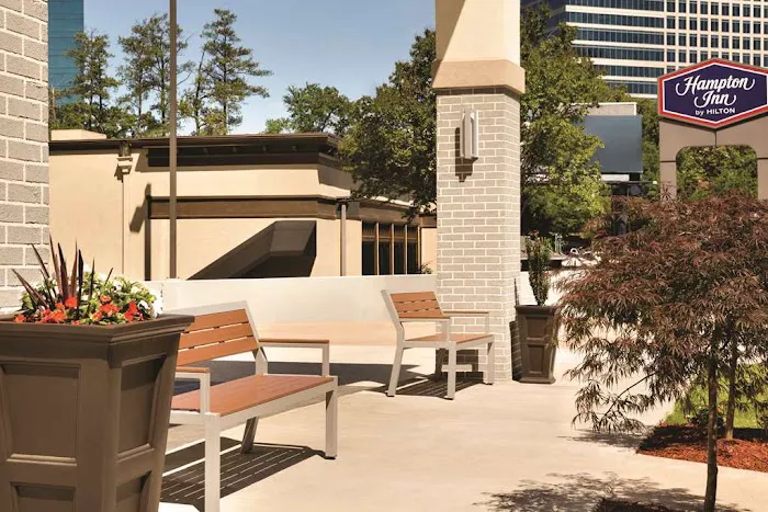 Hampton Inn Atlanta-Buckhead 5