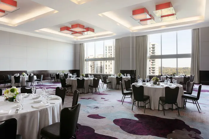 Loews Atlanta Hotel 5