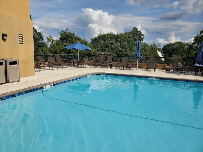Embassy Suites by Hilton Atlanta Buckhead 5