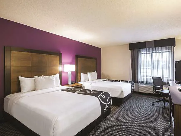 La Quinta Inn & Suites by Wyndham Atlanta Midtown - Buckhead 5