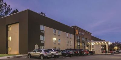 La Quinta Inn & Suites by Wyndham Atlanta Midtown - Buckhead
