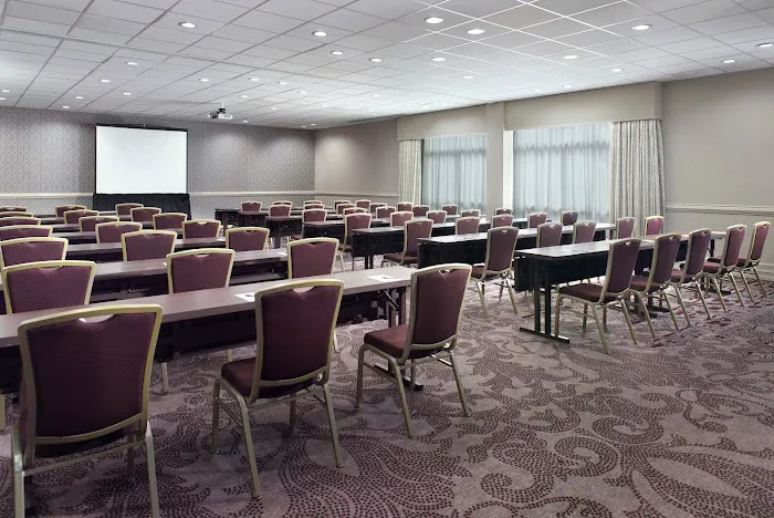Hilton Garden Inn Atlanta - Buckhead 5