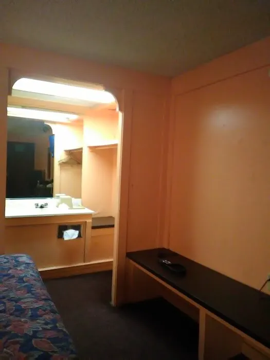 Smyrna Inn 4