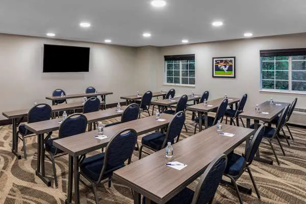 Microtel Inn & Suites by Wyndham Atlanta/Buckhead Area 4