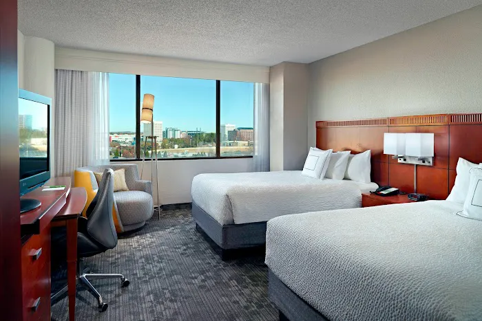 Sonesta Select Atlanta Cumberland Galleria Ballpark 5