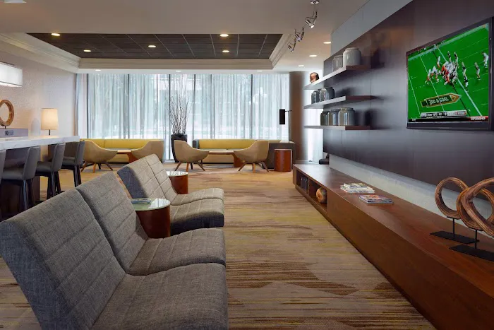 Sonesta Select Atlanta Cumberland Galleria Ballpark 5