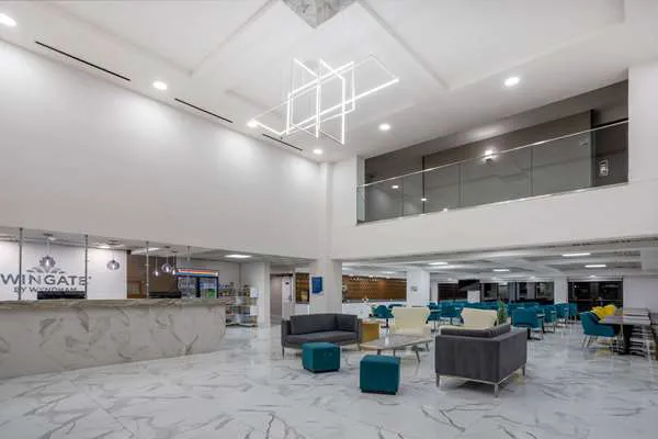 Wingate by Wyndham Atlanta Galleria/Ballpark 4