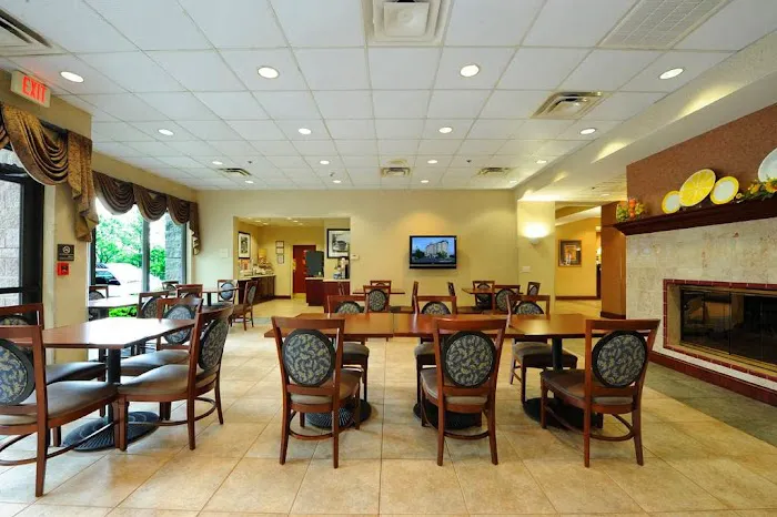 Hampton Inn & Suites Atlanta-Galleria 5