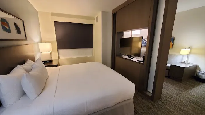 Hyatt House Atlanta/Downtown 5