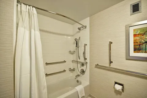 Fairfield Inn & Suites Atlanta Vinings/Galleria 5