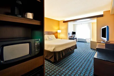 Fairfield Inn & Suites Atlanta Vinings/Galleria 5
