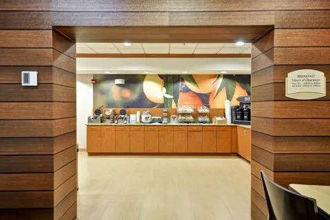 Fairfield Inn & Suites Atlanta Vinings/Galleria 5