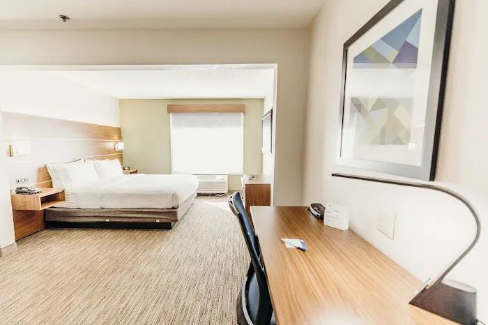 Holiday Inn Express Atlanta NE - I-85 Clairmont by IHG 4