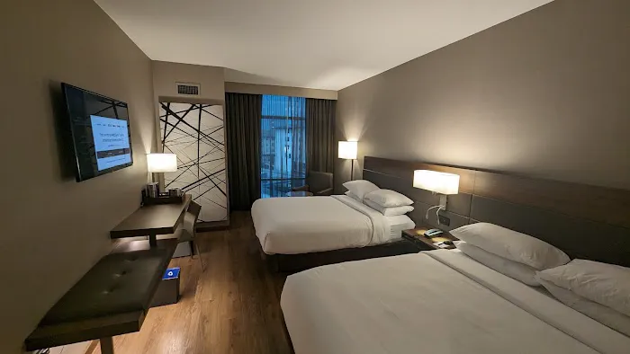 AC Hotel Atlanta Buckhead at Phipps Plaza 5