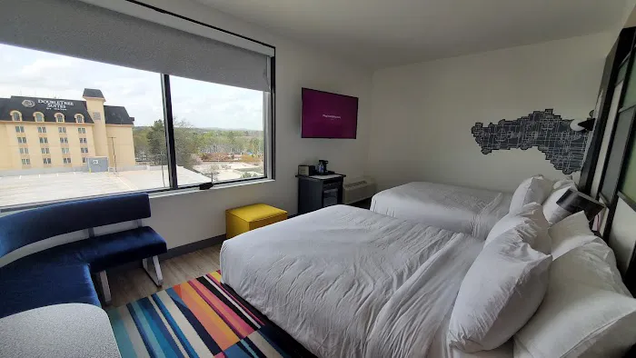 Aloft Atlanta at The Battery Atlanta 4