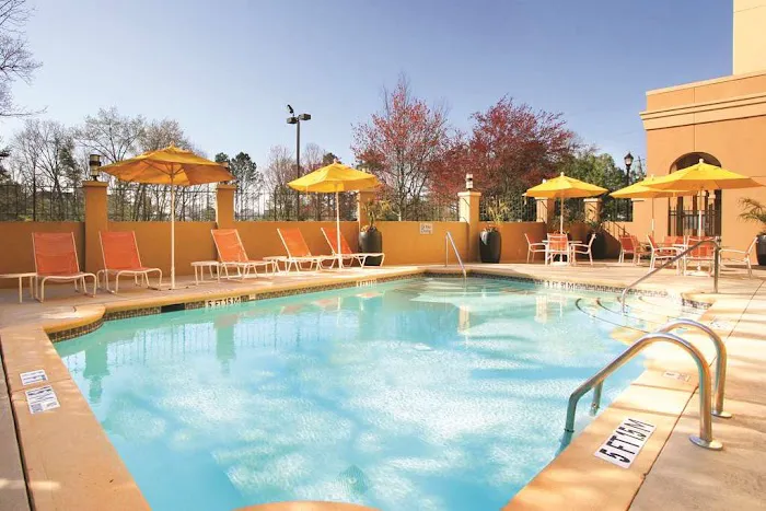 Doubletree Suites by Hilton at The Battery Atlanta 4