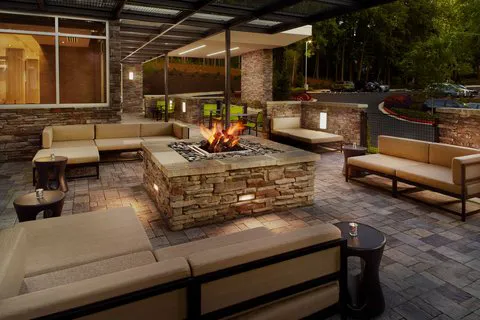 SpringHill Suites Atlanta Northwest 5