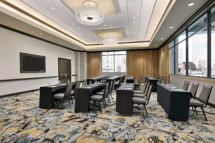 Hilton Garden Inn Atlanta Downtown 5