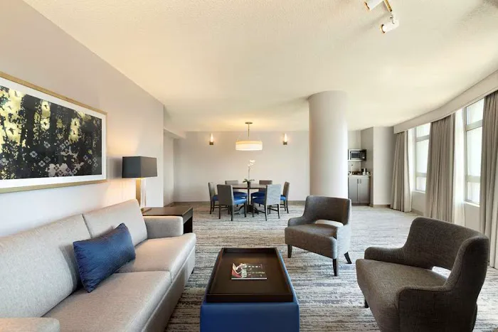 Embassy Suites by Hilton Atlanta at Centennial Olympic Park 5