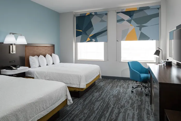 Hampton Inn & Suites Atlanta-Downtown 5