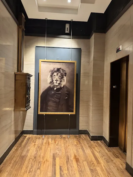 Glenn Hotel, Autograph Collection 5