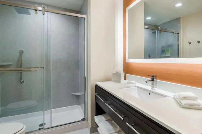 Home2 Suites by Hilton Atlanta Downtown 5