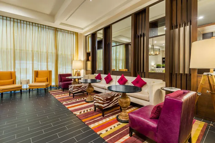 Home2 Suites by Hilton Atlanta Downtown 5